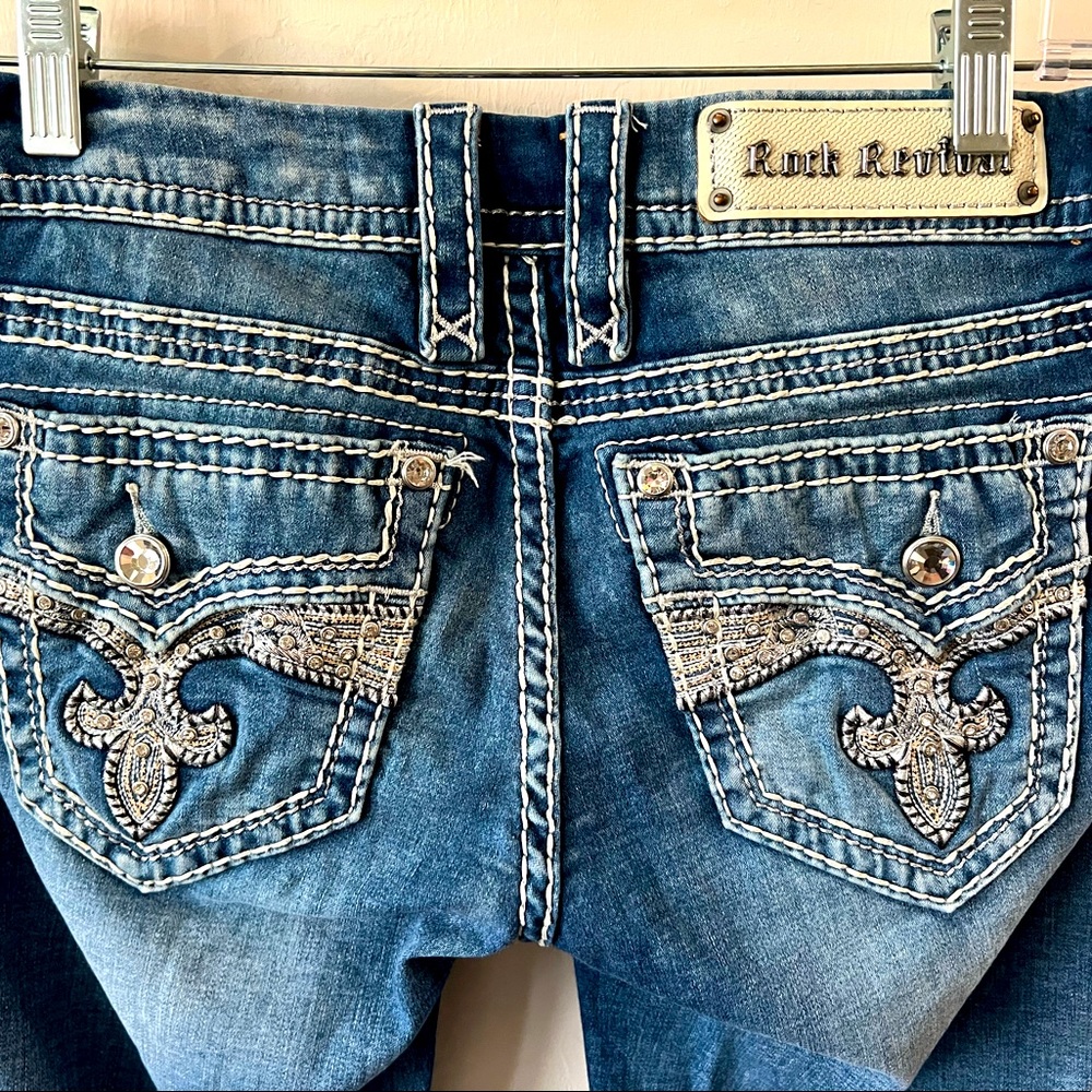 Rock revival jeans! Size 27- boot cut!